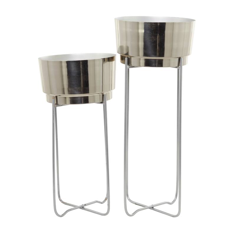 CosmoLiving by Cosmopolitan Metal Contemporary Planter (Set of 2) - S/2 31", 25"H