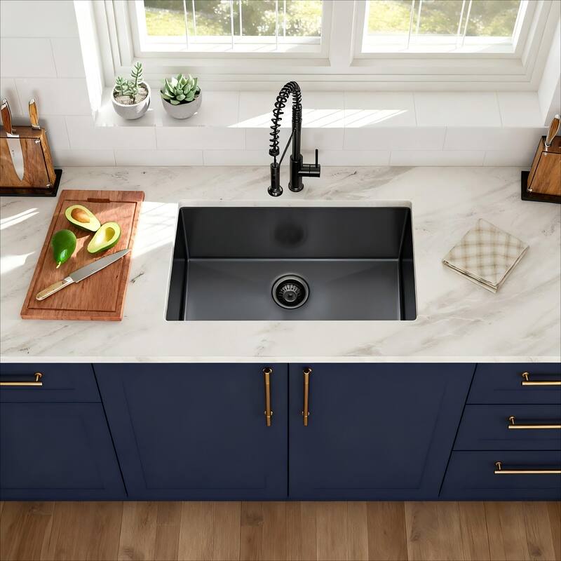 33"x19"x9" Gunmetal Black Undermount Kitchen Sink 16 Gauge Single Bowl with Drain Assembly