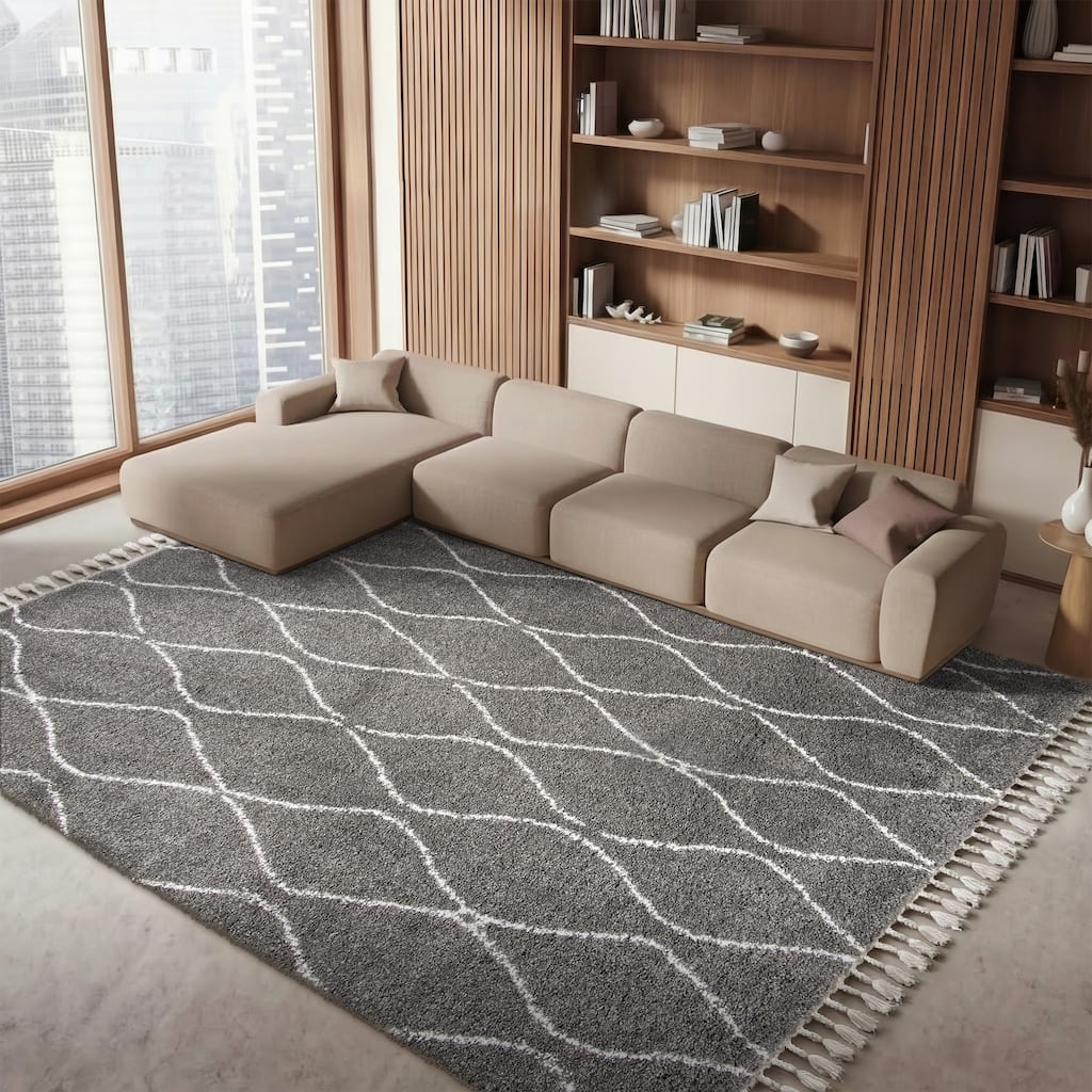 SAFAVIEH Moroccan Fringe Shag Trula 2-inch Thick Rug