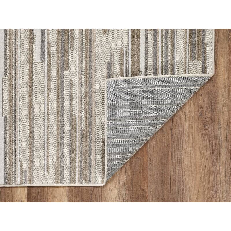 Domani Napa Ombre Textured Stripe Indoor/ Outdoor Rug