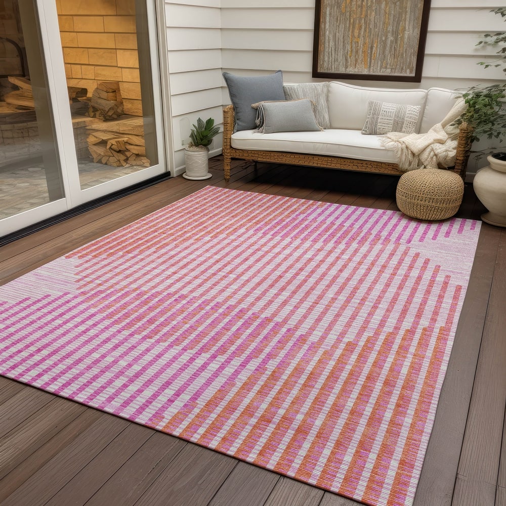 Machine Washable Indoor/ Outdoor Abstract Stripe Chantille Rug