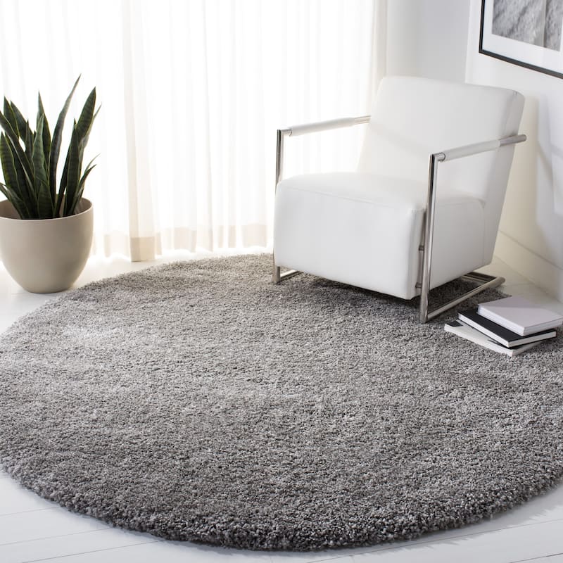 SAFAVIEH Santa Monica Shag Einara 2-inch Thick Area Rug - 6'7" Round - Silver - Round