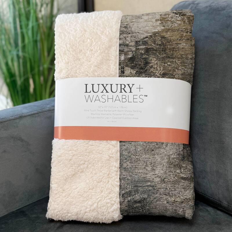 Premium Machine Washable Modern Abstract Sherpa Throw Blanket
