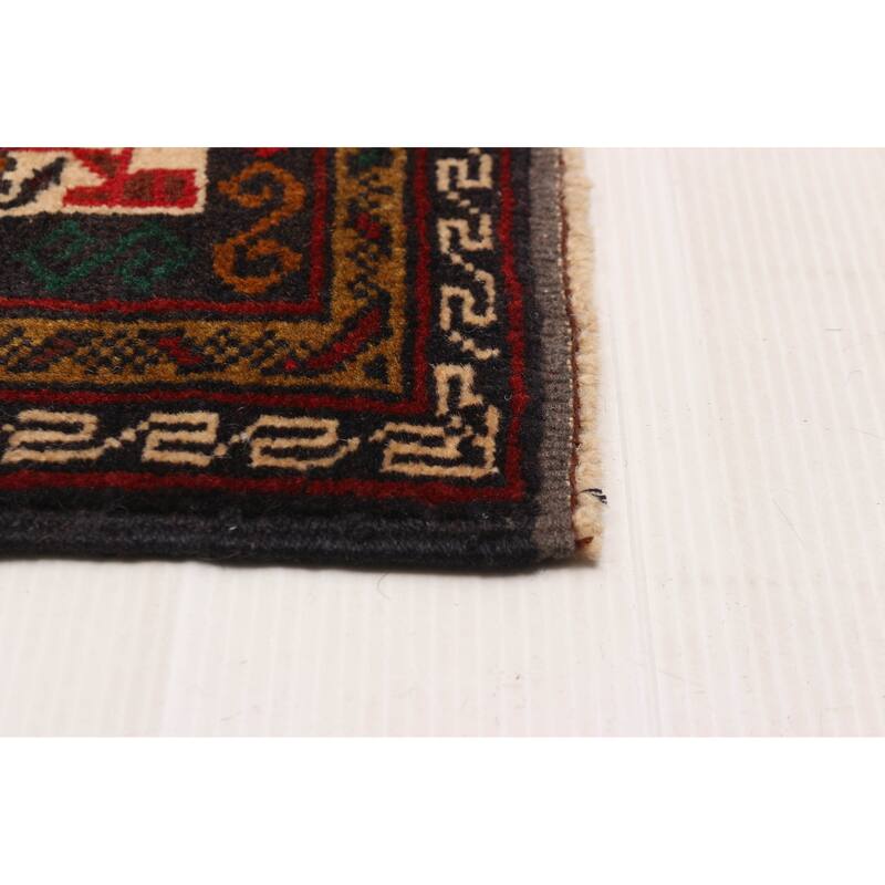 Teimani Ivory Rug 3'9" x 5'11" - 3'9 x 5'11
