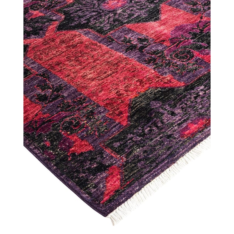 Overton Hand Knotted Wool Vintage Inspired Modern Contemporary Modern Pink Area Rug - 4' 3" x 5' 0"