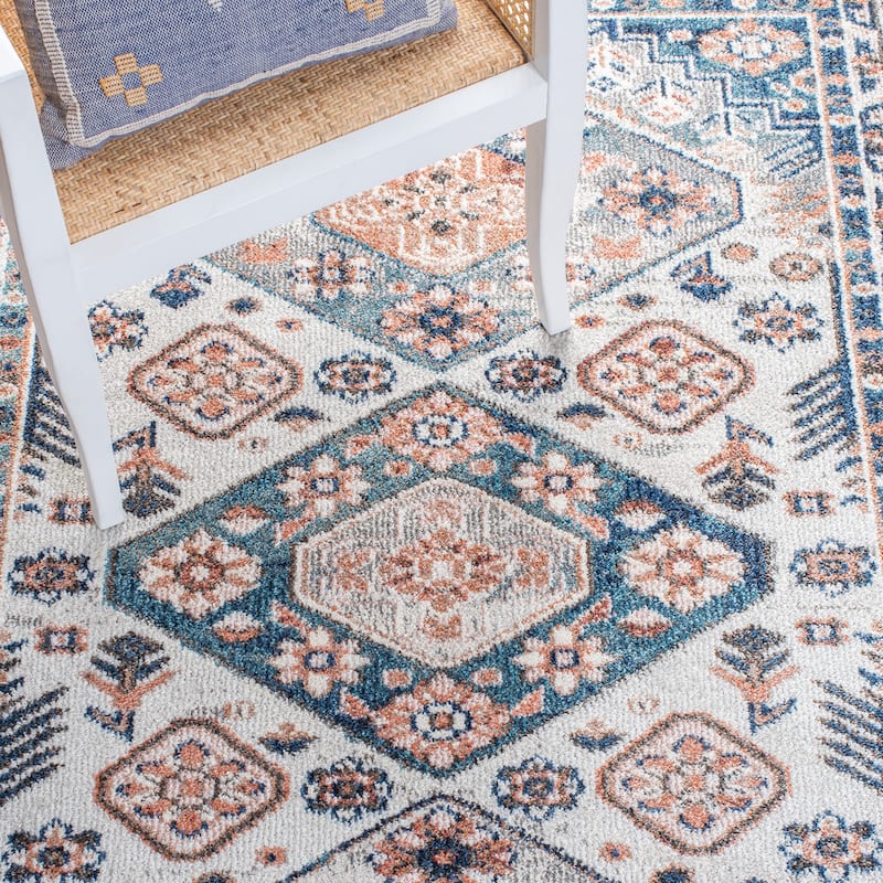 SAFAVIEH Crystal Nebahat Oriental Rug
