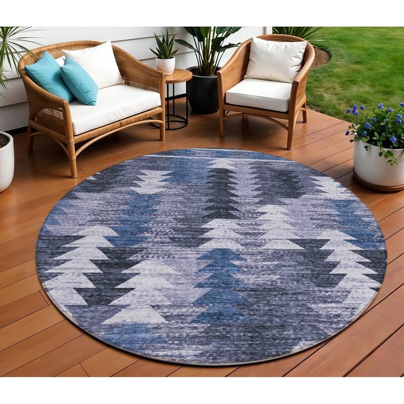 HomeRoots Southwestern Transitional Rectangle Outdoor Rug - 8' Round