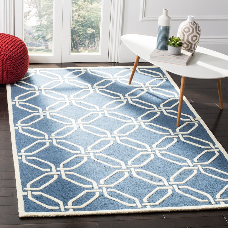 SAFAVIEH Handmade Cambridge Nhung Modern Moroccan Wool Rug - 5' x 8' - Navy/Ivory