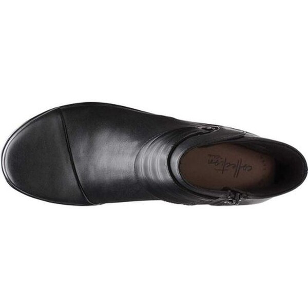 clarks hope twirl women's ankle boots