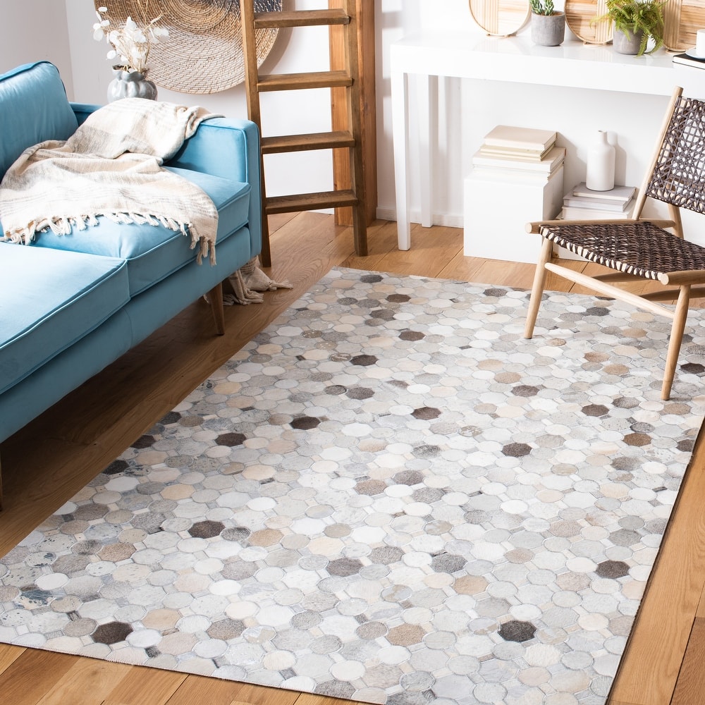SAFAVIEH Flatweave Studio Leather Ivetta Modern Rug