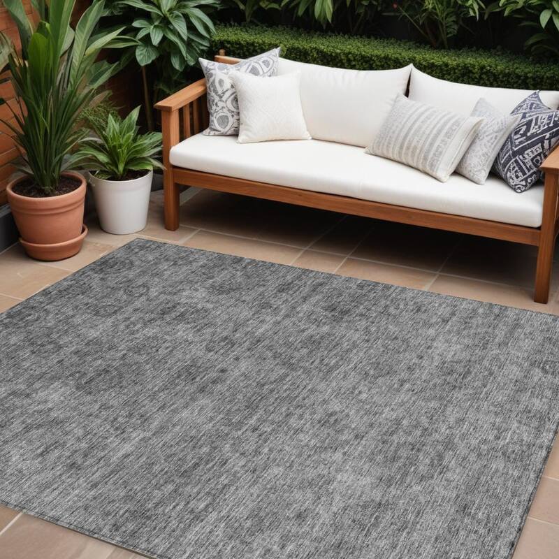 HomeRoots Floral Transitional Rectangle Outdoor Rug - 9' X 12'
