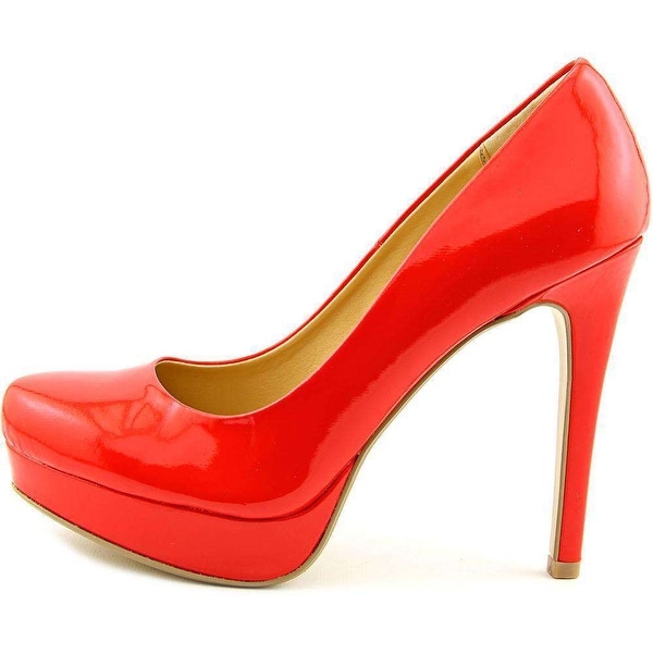 chinese laundry red pumps