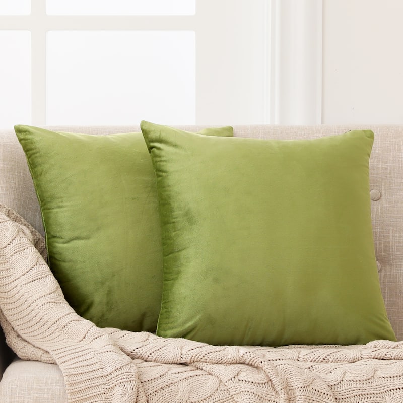 Deconovo Velvet Soft Throw Pillow Covers 2 PCS (Cover Only) - 16*16 - Green