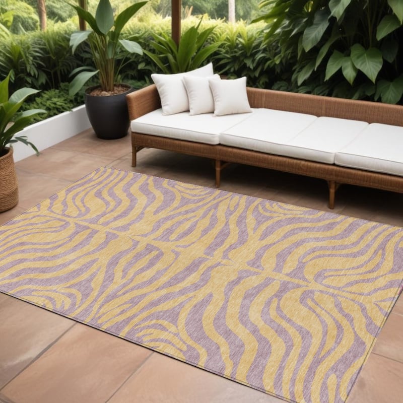 HomeRoots Animal Print Transitional Rectangle Outdoor Rug - 10' X 14'