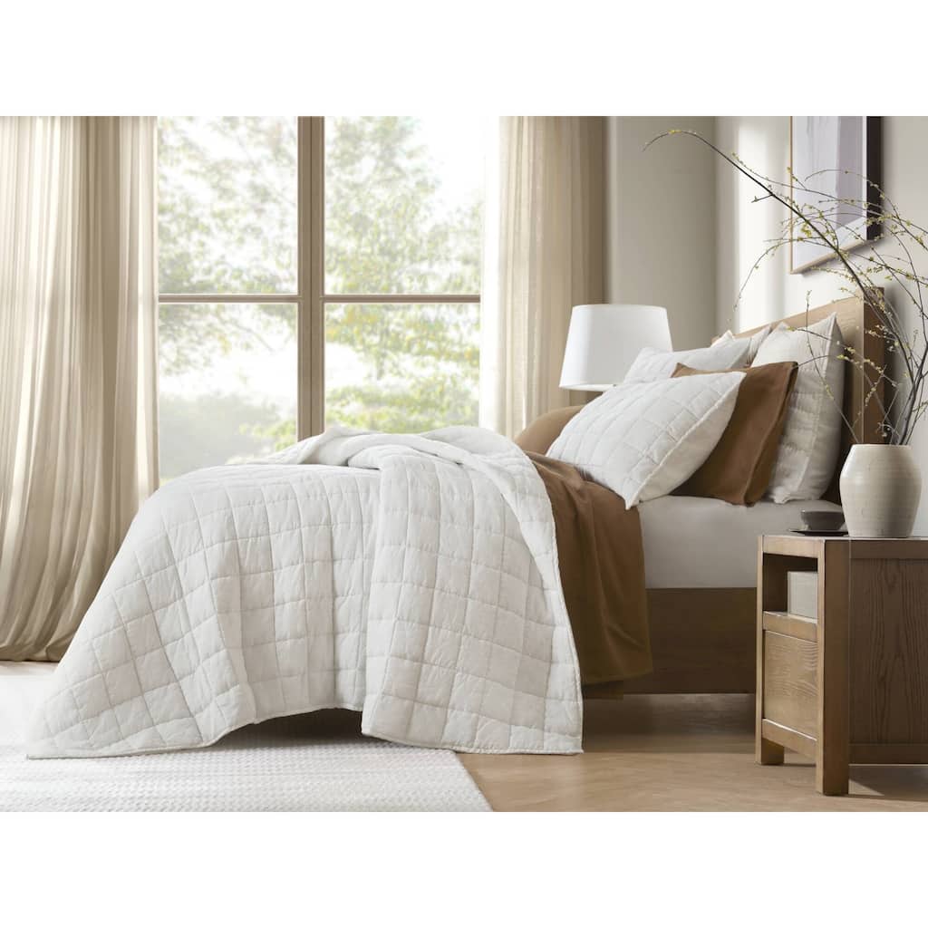 Harbor House French Flax Linen Garment Washed Quilt Set