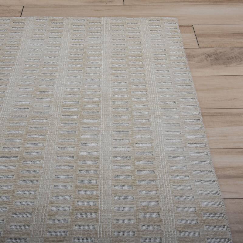 Alora Decor Pure Hand Loomed High/Low Geometric Rug