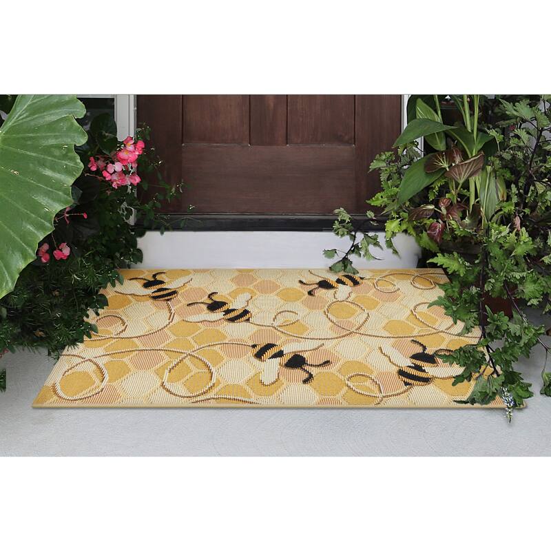 Liora Manne Esencia Bee Free Indoor/Outdoor Mat - 2' x 2'10" - Honey