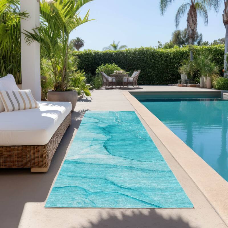 Machine Washable Indoor/ Outdoor Abstract Chantille Rug