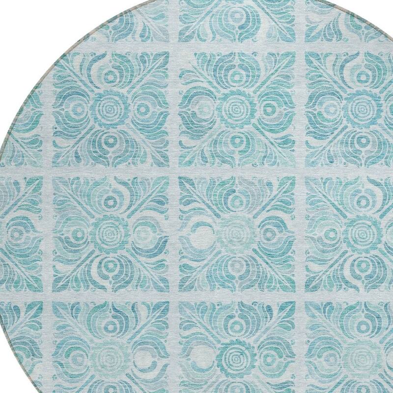 HomeRoots Medallion Transitional Rectangle Outdoor Rug