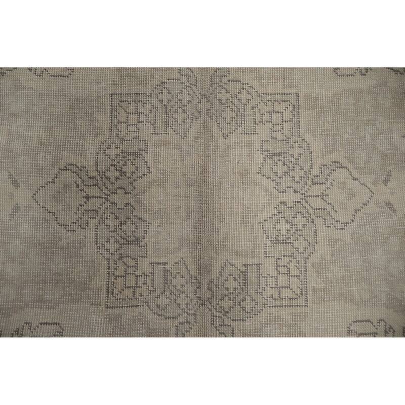 Hand Knotted Oriental 100% Wool Carpet Traditional Medallion Beige & Ivories Tabriz Area Rug - 9' 4'' X 6' 8''