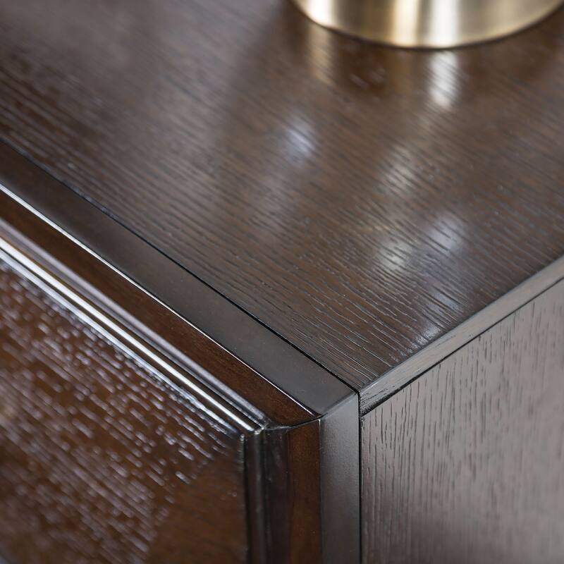 Furniture of America Chase Modern Rounded Wood 5-Drawer Chest