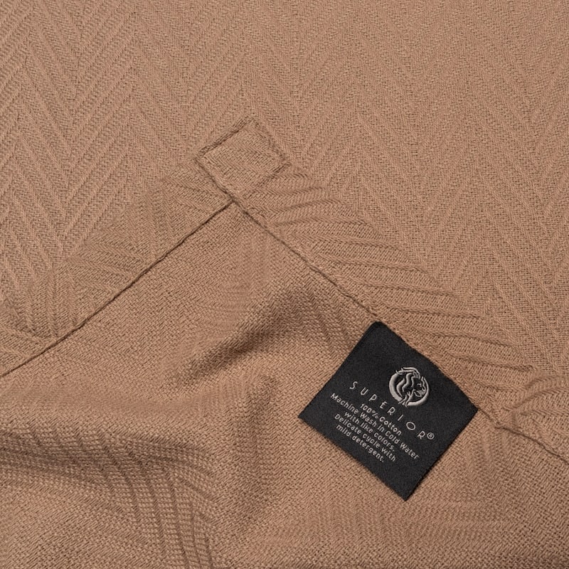 Superior Metro Zig-Zag Chevron All-Season Bedding Cotton Blanket