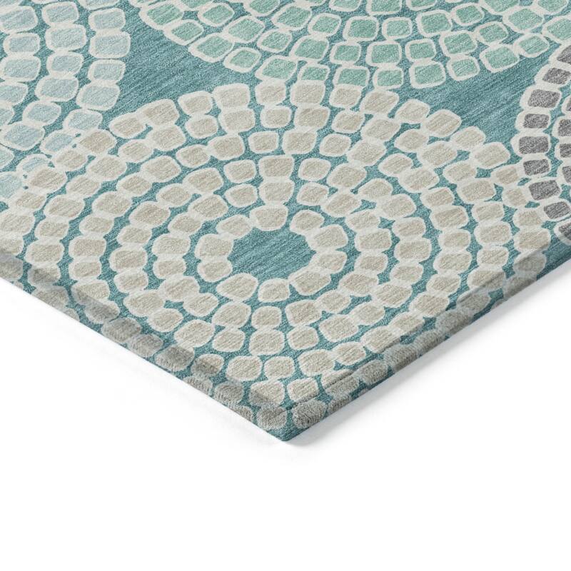 HomeRoots Geometric Transitional Rectangle Outdoor Rug