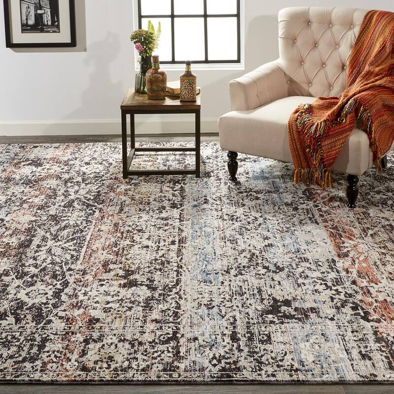 Grand Bazaar Ennis Machine Made Distressed Transitional Area Rug