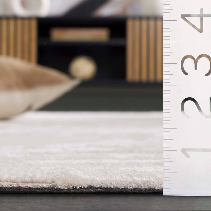 SAFAVIEH Handmade Soho Liena Contemporary Wool Rug