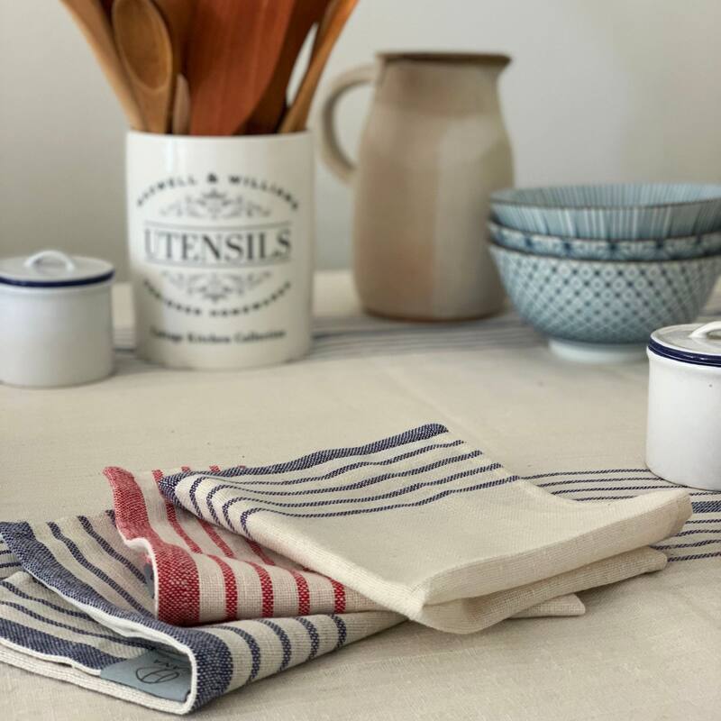 Hilana Upcycled Cotton Sustainable Kayseri Tablecloth Set - Blue