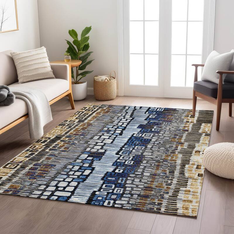 Machine Washable Indoor/ Outdoor Geo Mosaic Chantille Rug