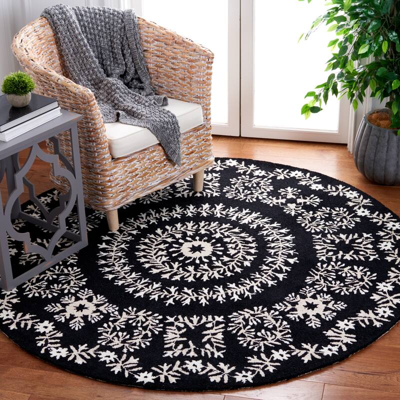SAFAVIEH Handmade Empire Meenke Floral Wool Rug - 6' Round - Black/Ivory