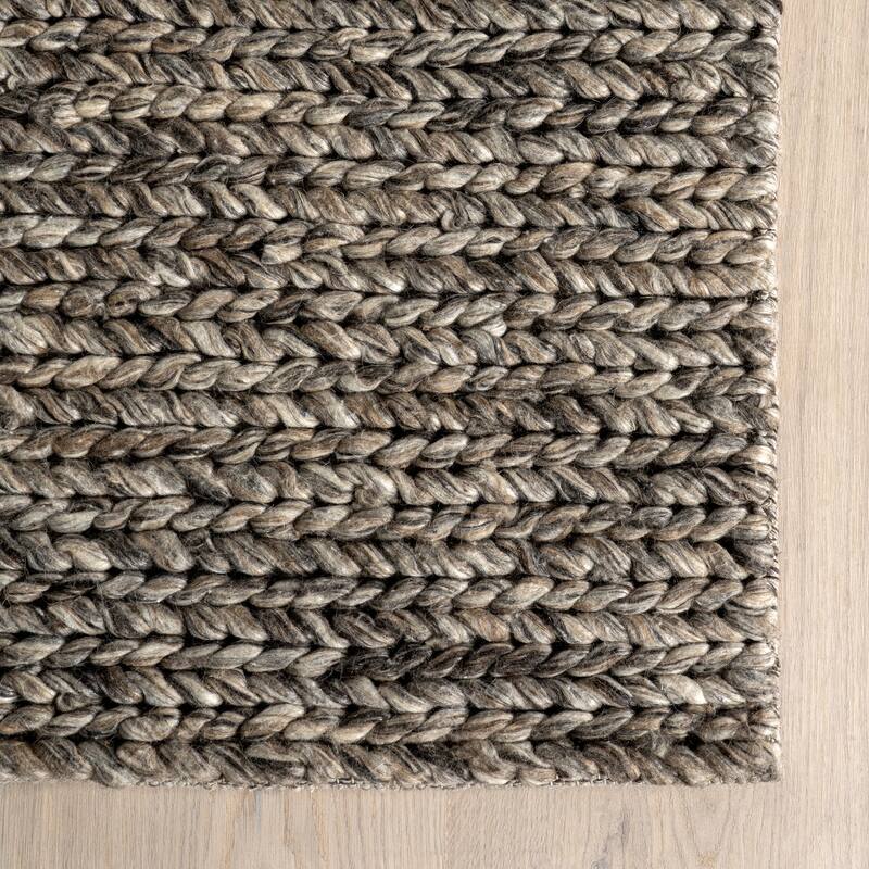 Nuloom Drew Casual Wool Area Rug