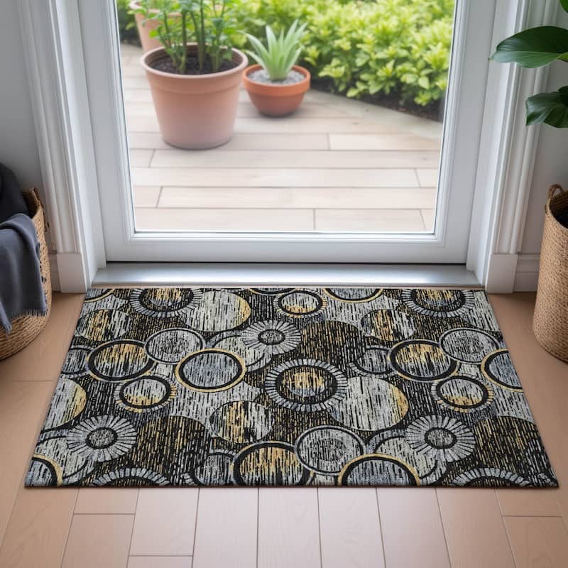 Machine Washable Indoor/Outdoor Contemporary Wheels Chantille Rug