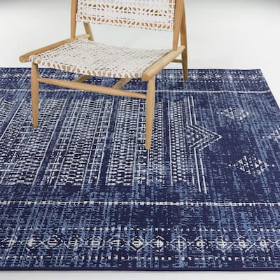 Ferdinand Moroccan Medallion Indoor/Outdoor Area Rug
