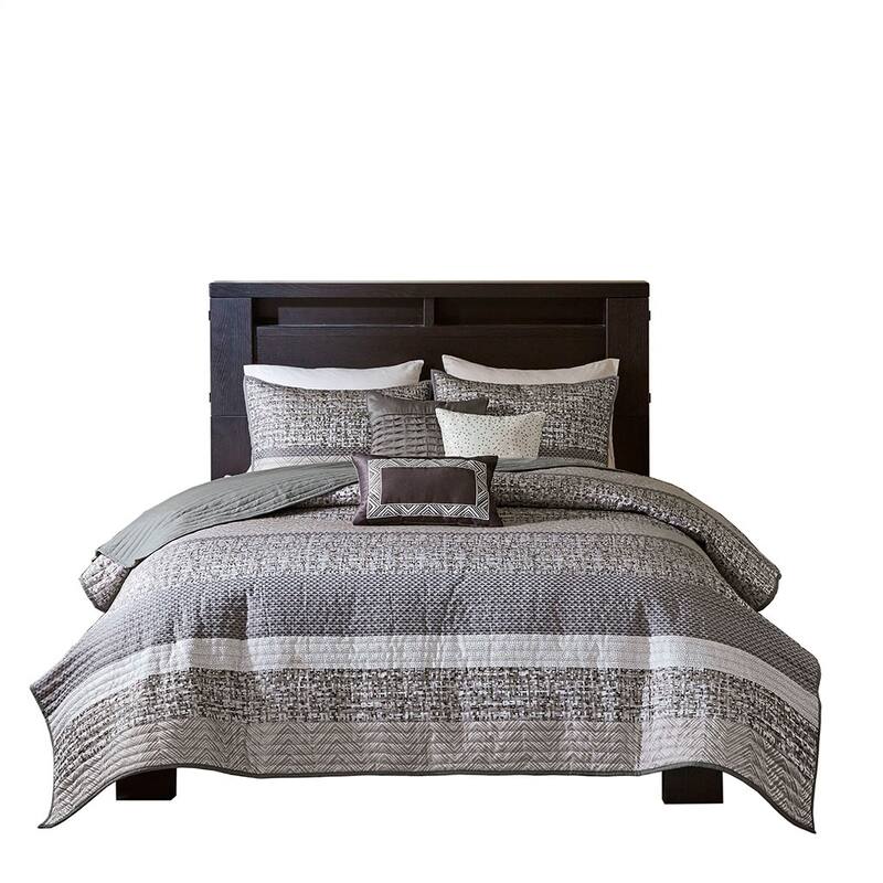 GDF Studio - Rhapsody Reversible Jacquard Quilt Set with Decorative Pillows