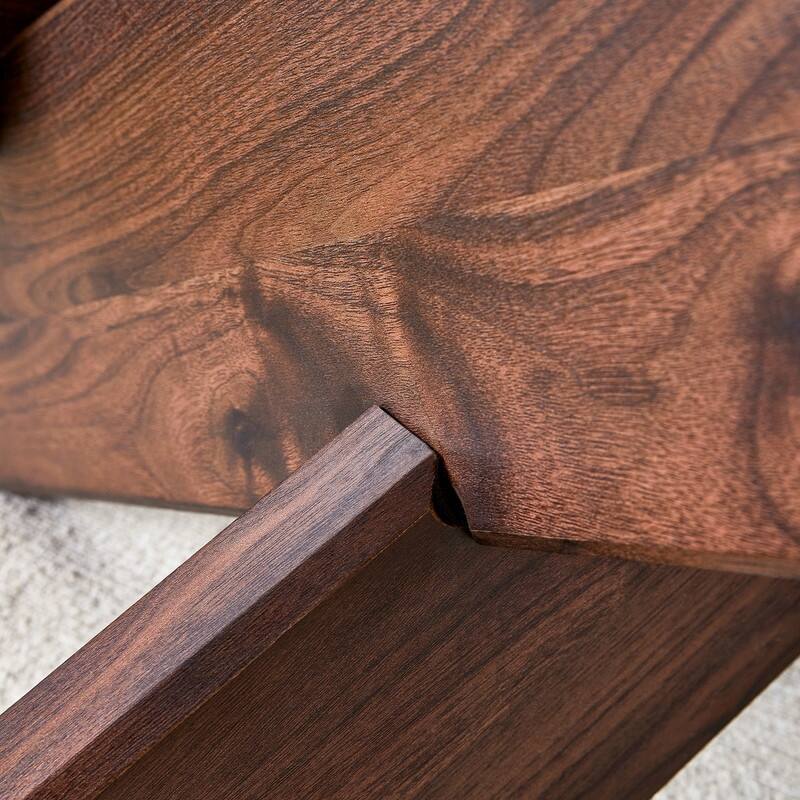 Round glass coffee table, 33.4 "modern design unique coffee table.