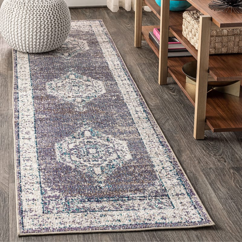 JONATHAN Y Ankara Vintage Medallion Gray/Ivory Area Rug