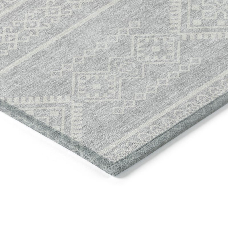HomeRoots Southwestern Transitional Rectangle Outdoor Rug