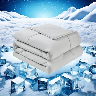 Double-Sided Cooling Comforter for Hot Sleepers