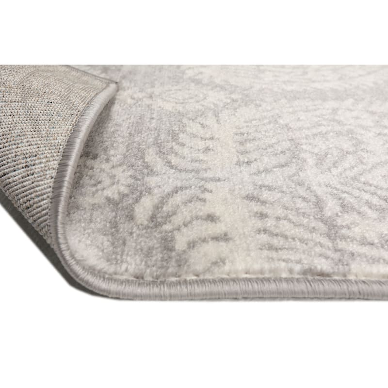 Gold Polypropylene Gabi Traditional Area Rug