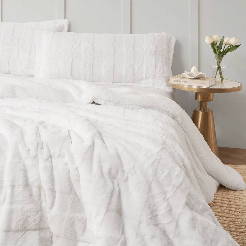 Cut n Sew Chunky Bunny - Coma Inducer® Oversized Comforter Set - White