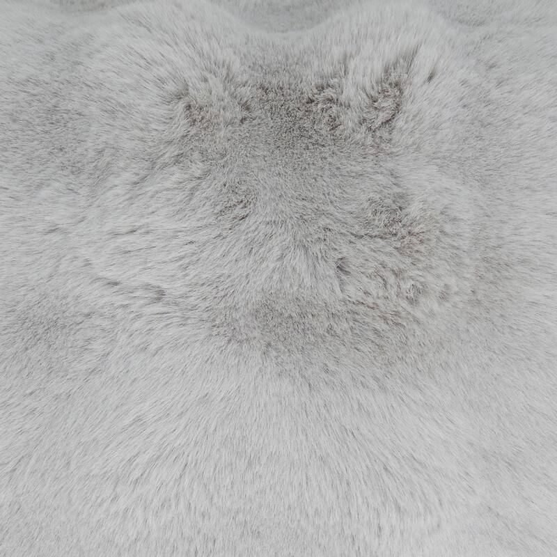 Plush Faux Fur Throw Pillow - Ultra-Soft Textured Accent for Sofa, Bed & Cozy Layered Styling