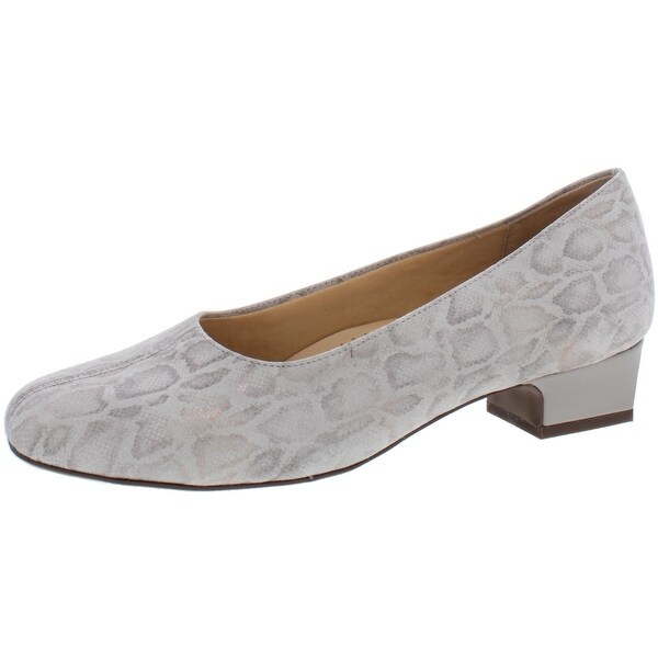 size 11 wide pumps