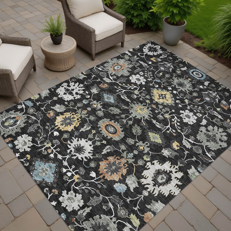 Machine Washable Indoor/ Outdoor Traditional Marci Chantille Rug