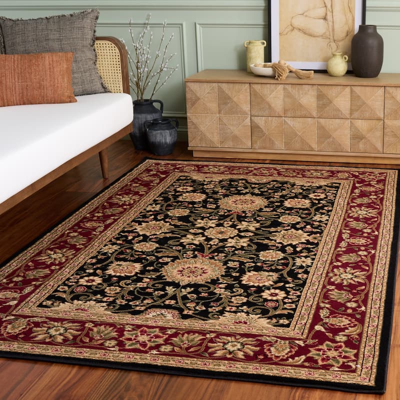 SAFAVIEH, Lyndhurst Marsha Traditional Area Rug - 4' x 6' - Black/Red