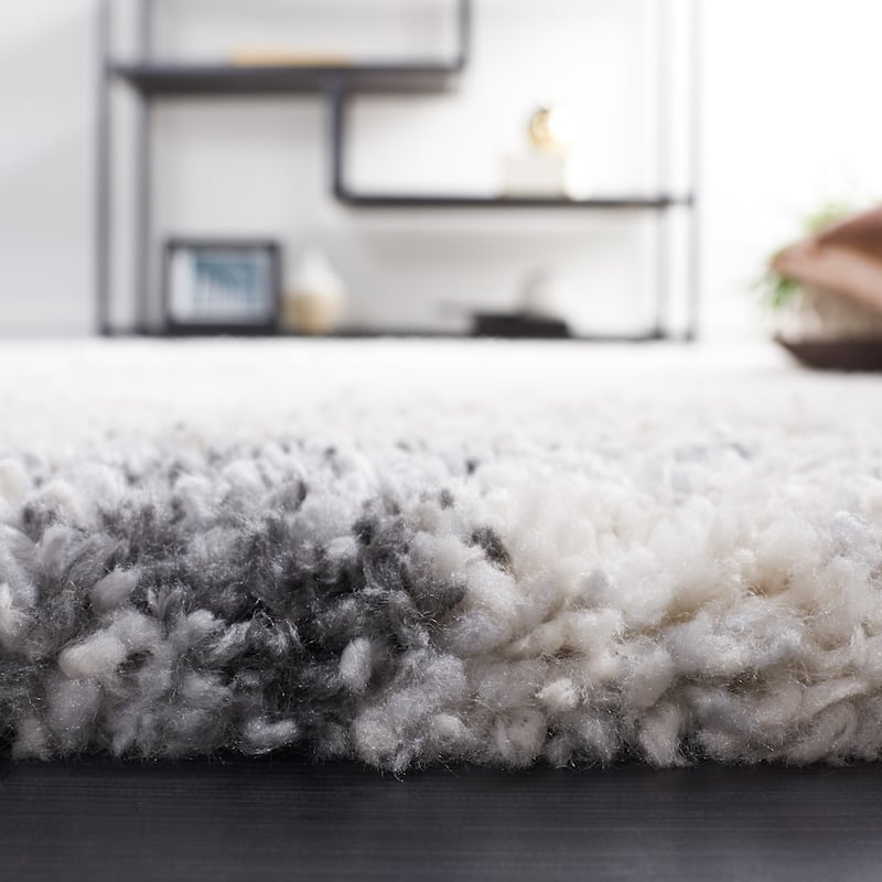 SAFAVIEH Fontana Shag Angervo Modern 2-inch Thick Rug
