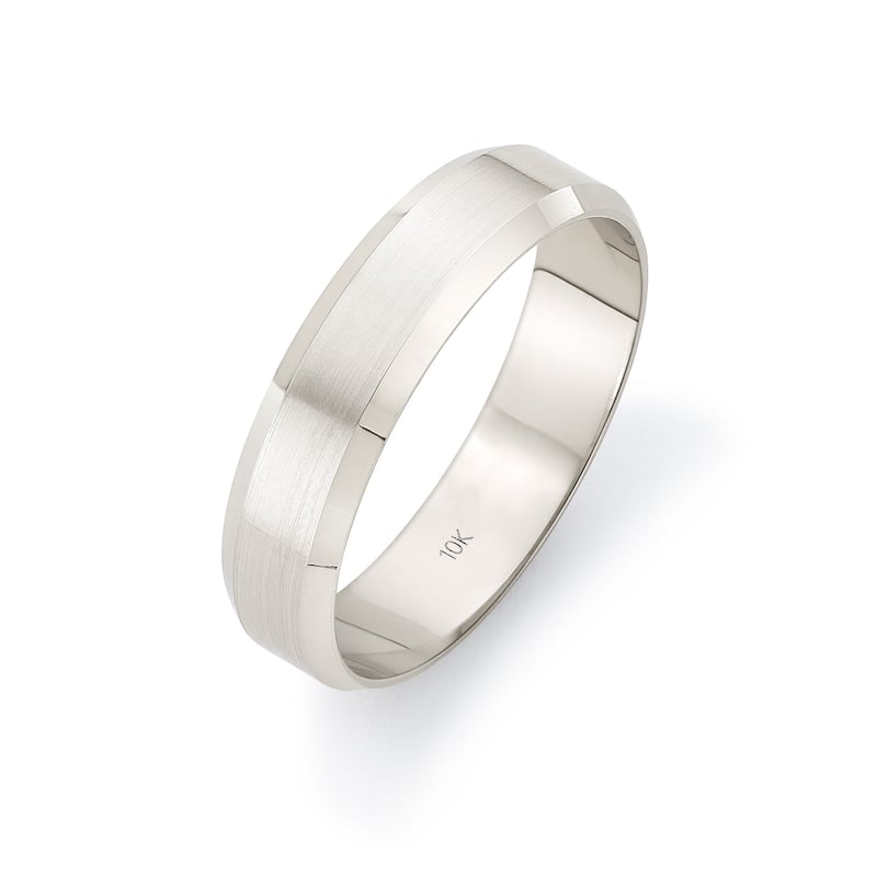 Clover White Gold Beveled Edge Wedding Band - 12 (5mm) - 10k
