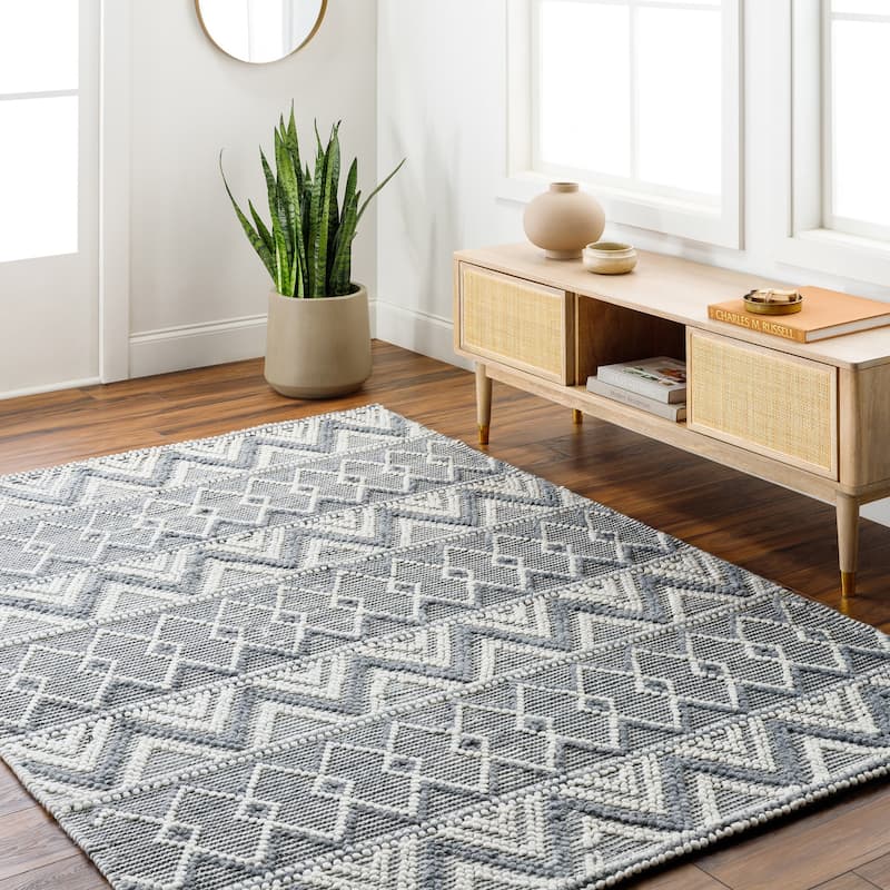 Khloe Country Area Rug - 6' x 9' - Gray/Beige