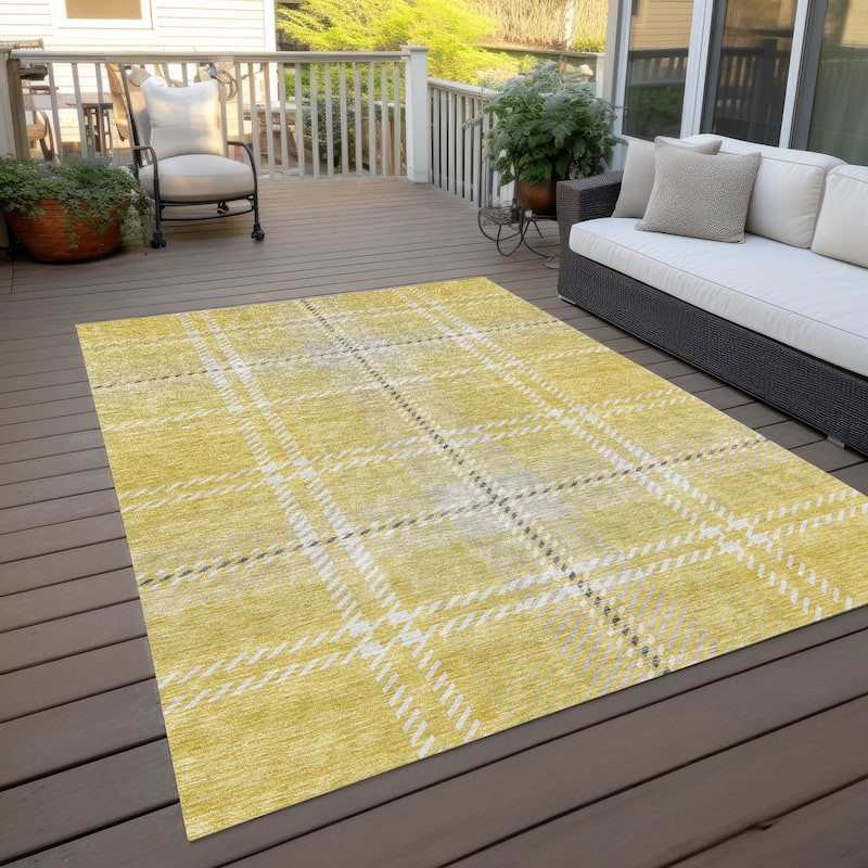 Machine Washable Indoor/ Outdoor Chantille Plaid Cozy Rug